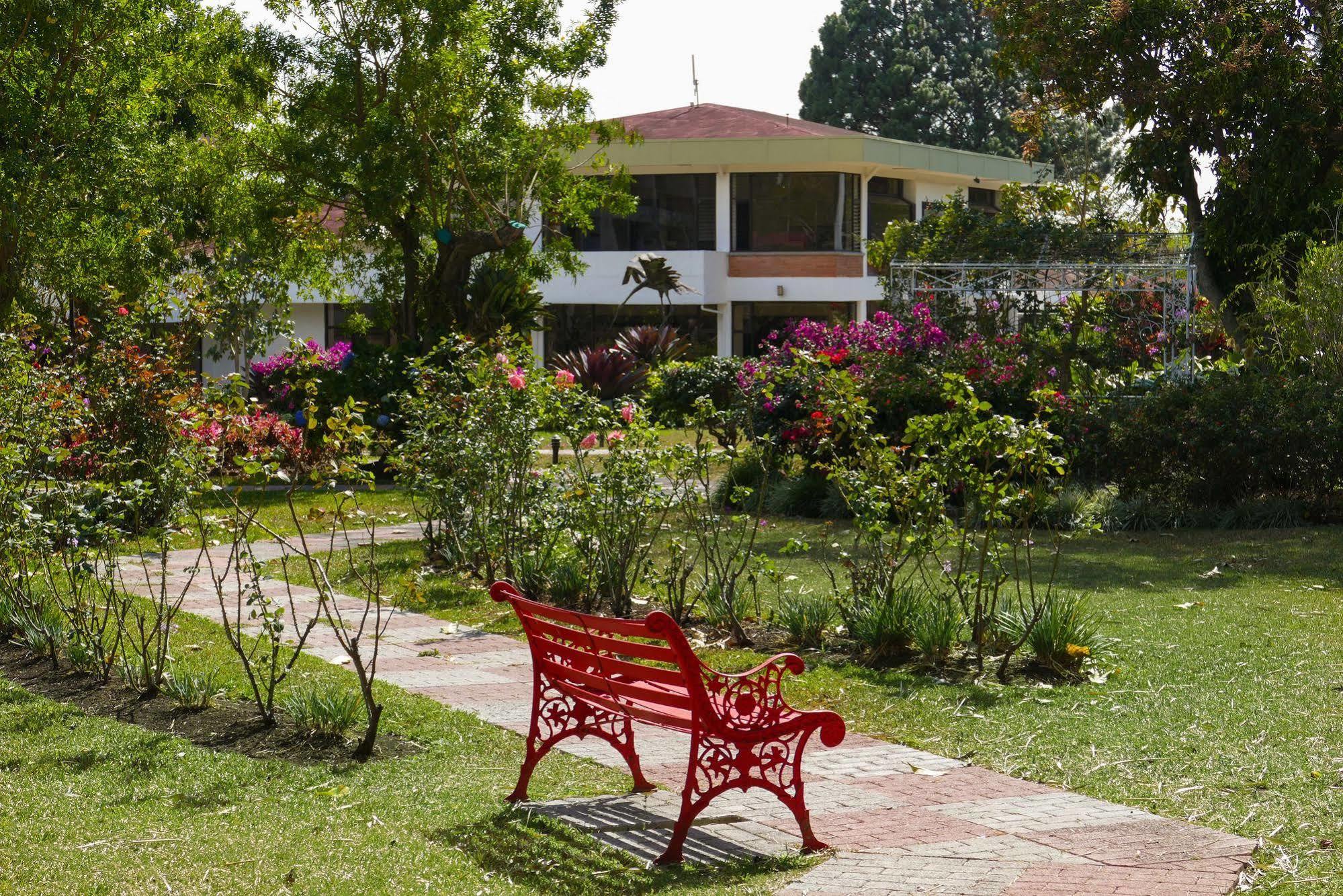 Hotel Bougainvillea San Jose Santo Domingo De Heredia Exteriér fotografie